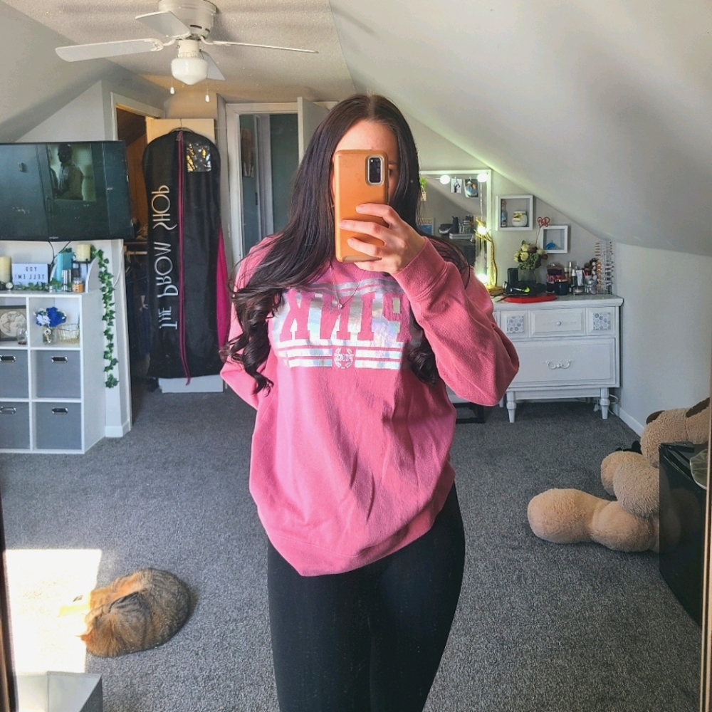 Pink crew neck top